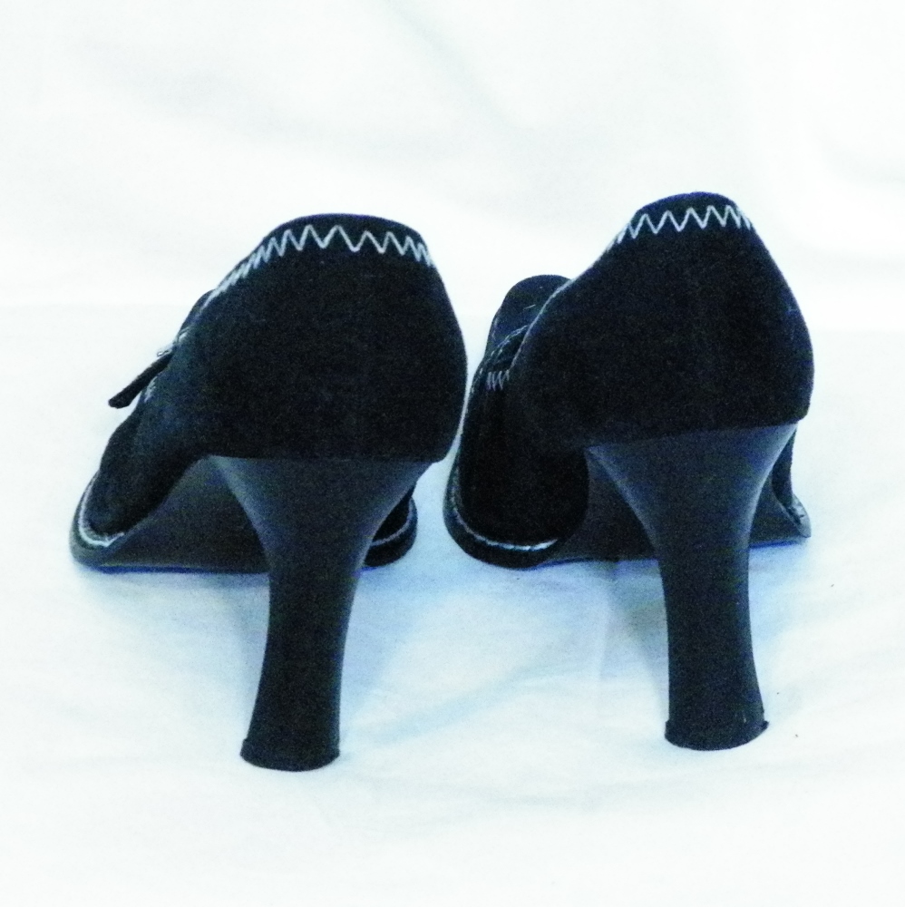 Escarpin Femme Noir FIONA GALLI P 39. Bon état - Vue 2 - 